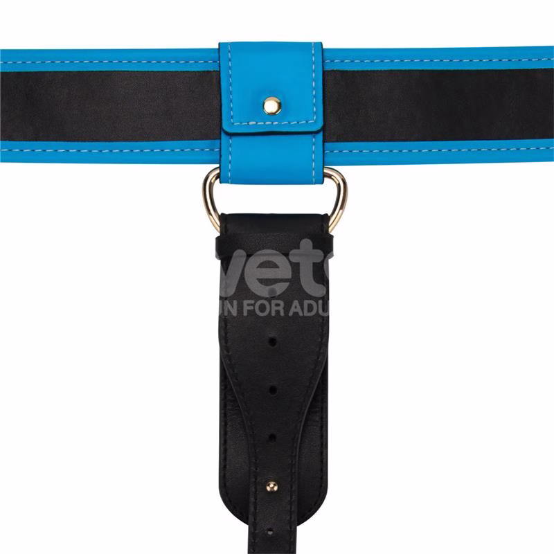 Arnés con Dildo con Vibración 8.5