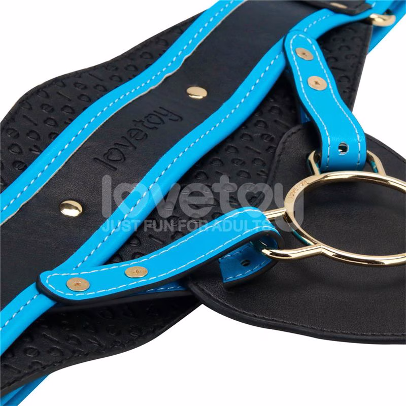 Arnés con Dildo con Vibración 8.5