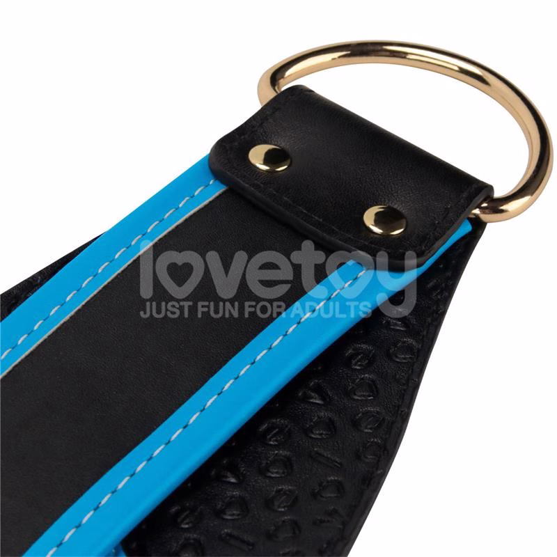 Arnés con Dildo con Vibración 8.5